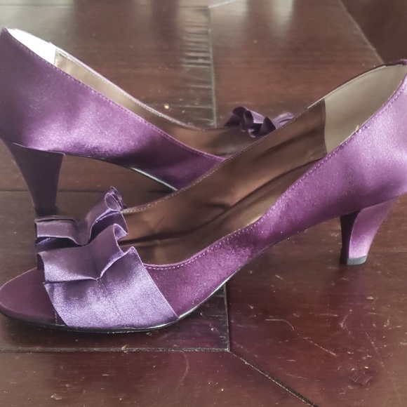Purple Kitten Heels - Picture 1 of 4